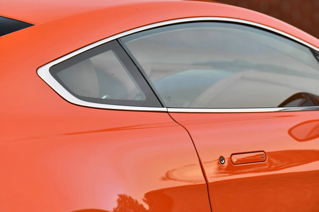 2010 Aston Martin V8 Vantage (2006-2017) - Image 16 of 31