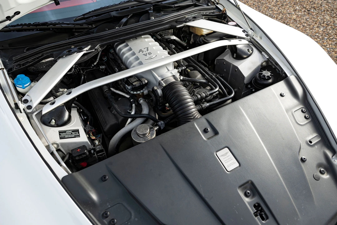 2010 Aston Martin V8 Vantage (2006-2017) - Image 16 of 19