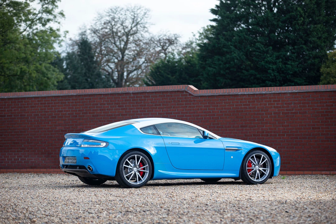 2010 Aston Martin V8 Vantage (2006-2017) - Image 10 of 21