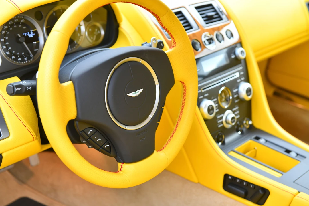 2010 Aston Martin V8 Vantage (2006-2017) - Image 14 of 31