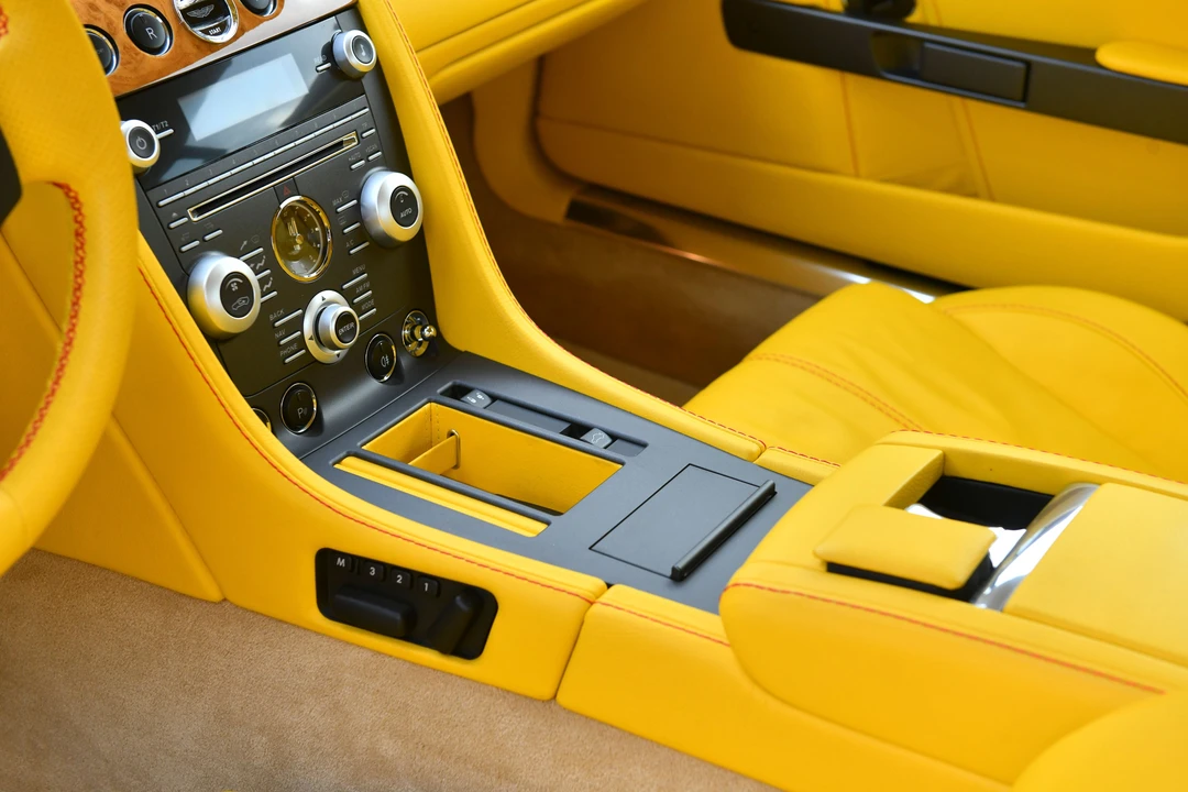 2010 Aston Martin V8 Vantage (2006-2017) - Image 18 of 31