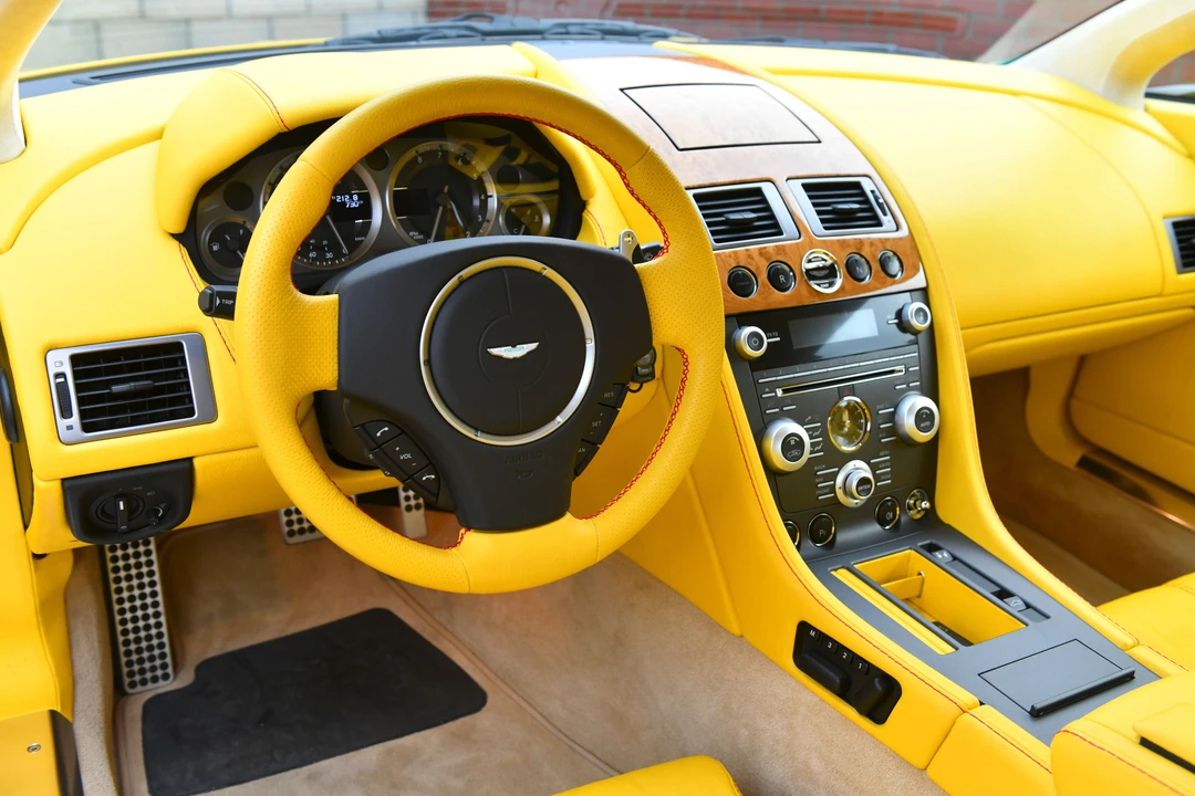 2010 Aston Martin V8 Vantage (2006-2017) - Image 13 of 31