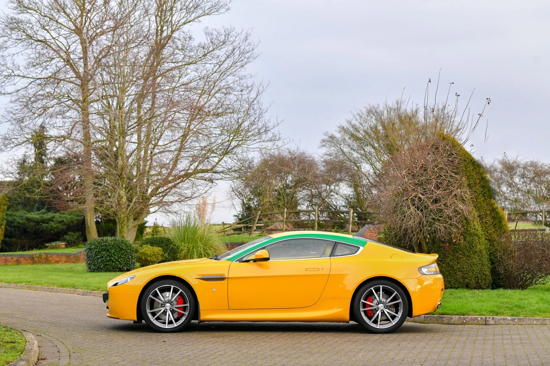 2010 Aston Martin V8 Vantage (2006-2017) - Image 6 of 31