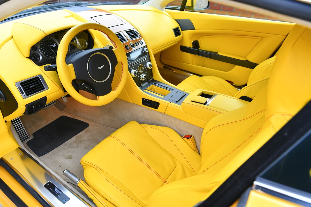 2010 Aston Martin V8 Vantage (2006-2017) - Image 10 of 31