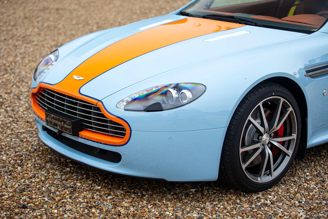2010 Aston Martin V8 Vantage (2006-2017) - Image 13 of 20