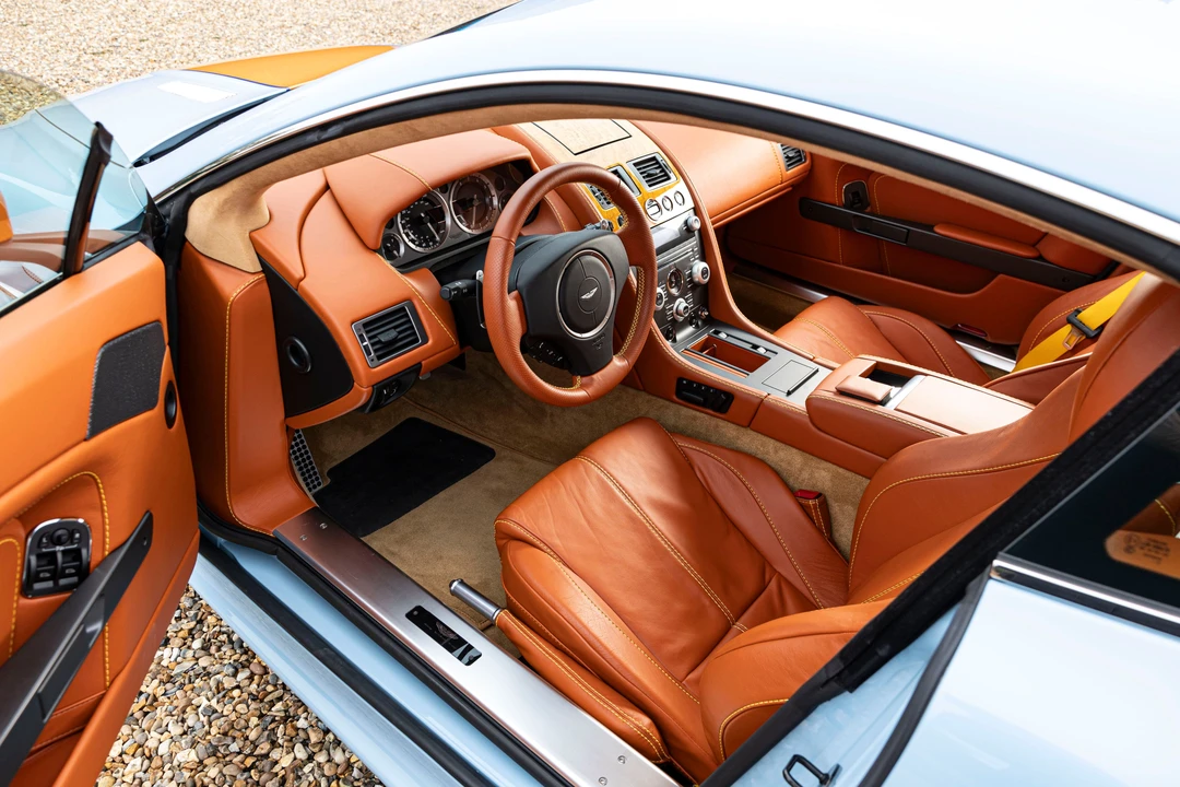2010 Aston Martin V8 Vantage (2006-2017) - Image 5 of 20