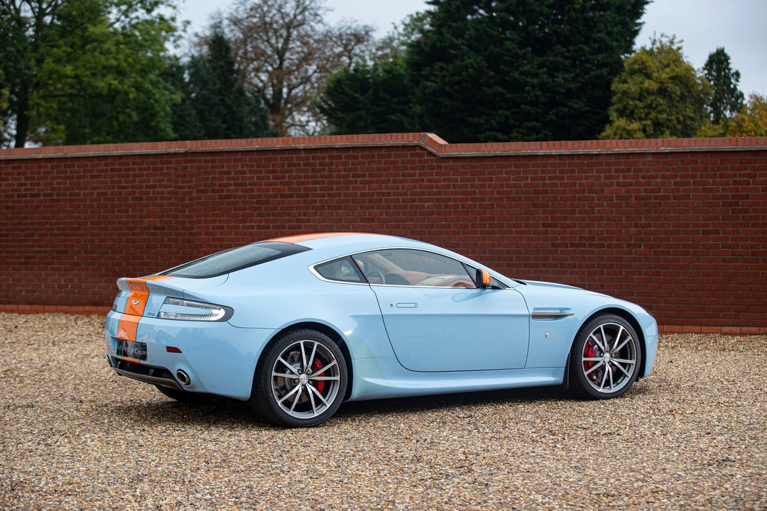 2010 Aston Martin V8 Vantage (2006-2017) - Image 10 of 20