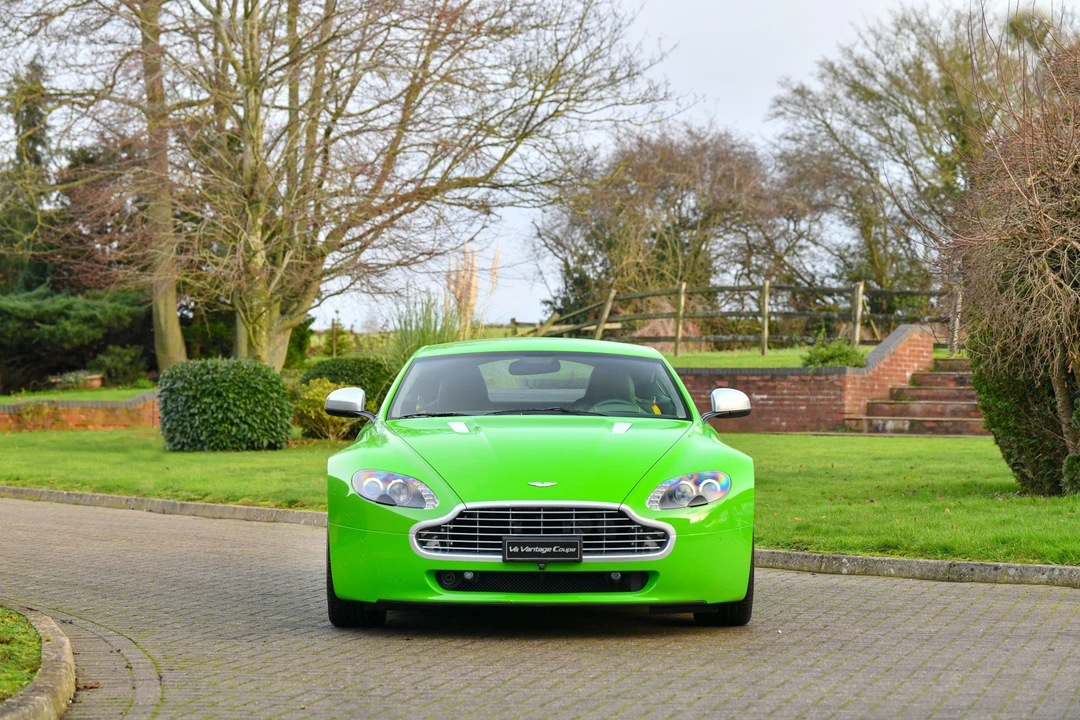 2010 Aston Martin V8 Vantage (2006-2017) - Image 13 of 30