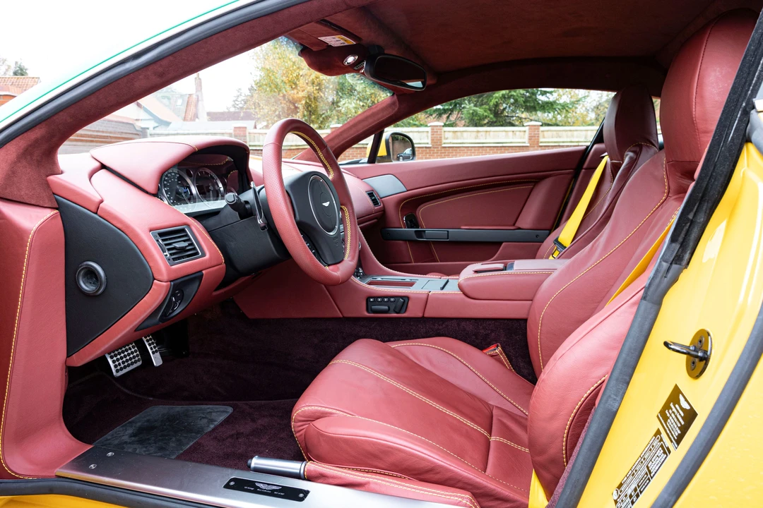 2010 Aston Martin V8 Vantage (2006-2017) - Image 22 of 25