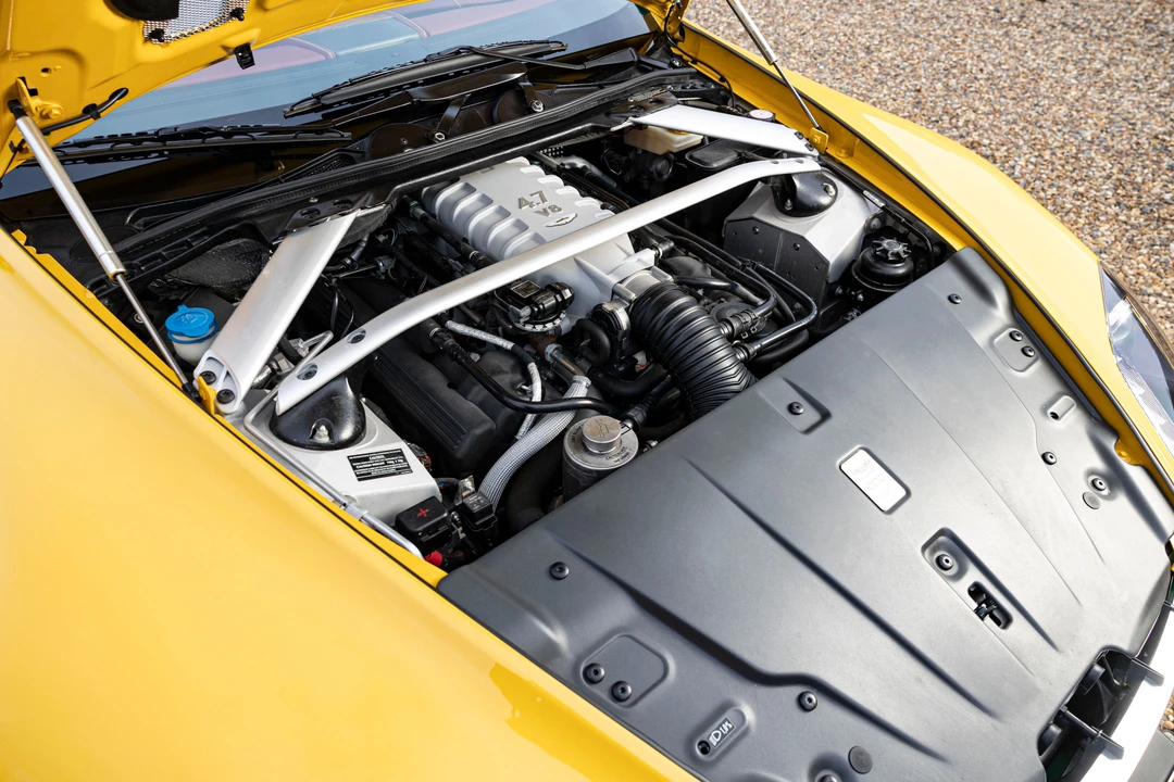 2010 Aston Martin V8 Vantage (2006-2017) - Image 17 of 25