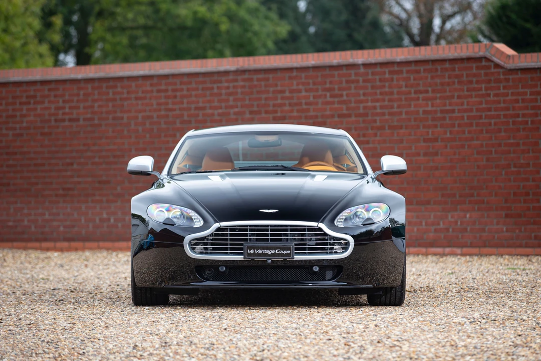 2010 Aston Martin V8 Vantage (2006-2017) - Image 16 of 25