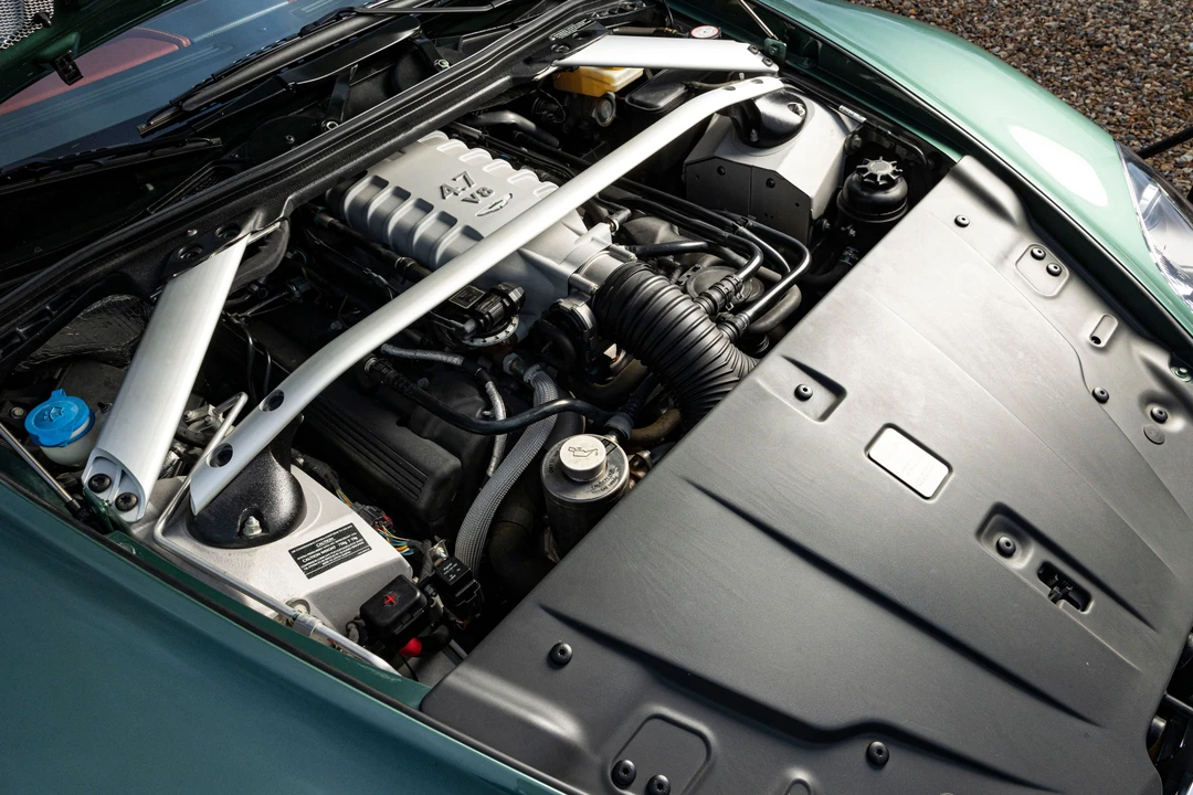 2010 Aston Martin V8 Vantage (2006-2017) - Image 6 of 24