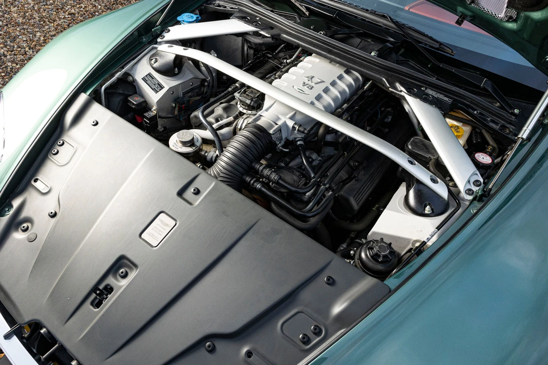 2010 Aston Martin V8 Vantage (2006-2017) - Image 14 of 24