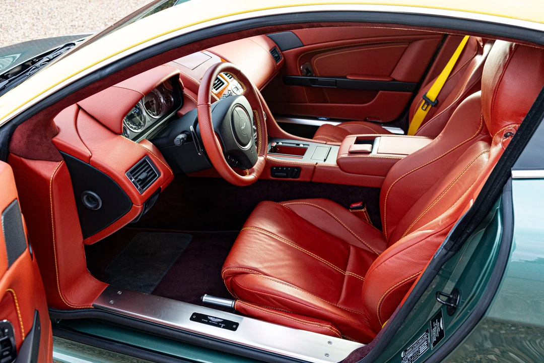 2010 Aston Martin V8 Vantage (2006-2017) - Image 2 of 24