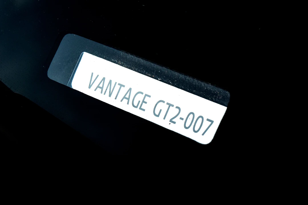 2010 Aston Martin V8 Vantage (2006-2017) - Image 17 of 31