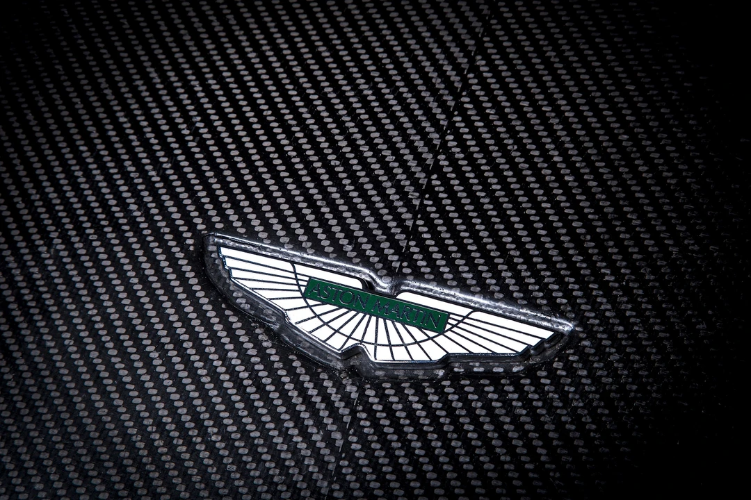 2010 Aston Martin V8 Vantage (2006-2017) - Image 8 of 31