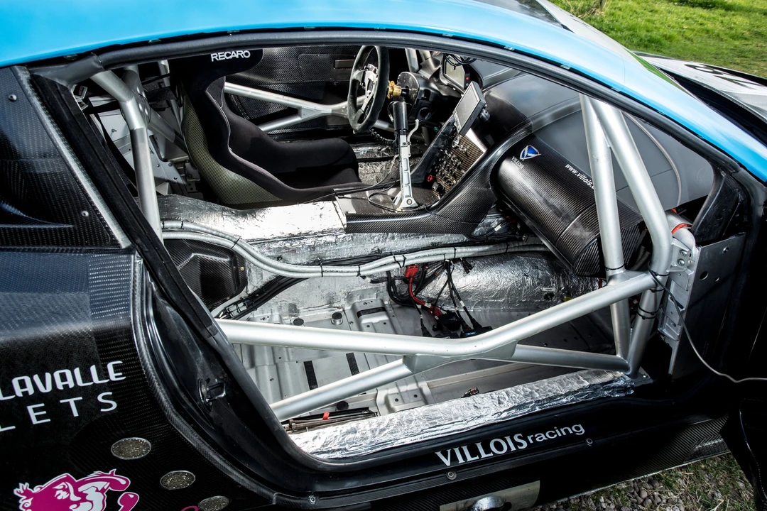 2010 Aston Martin V8 Vantage (2006-2017) - Image 18 of 31