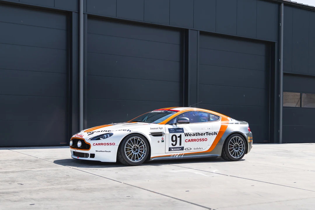 2010 Aston Martin V8 Vantage (2006-2017) - Image 12 of 31