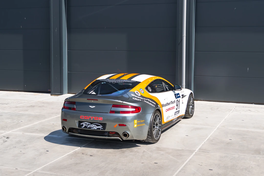 2010 Aston Martin V8 Vantage (2006-2017) - Image 19 of 31