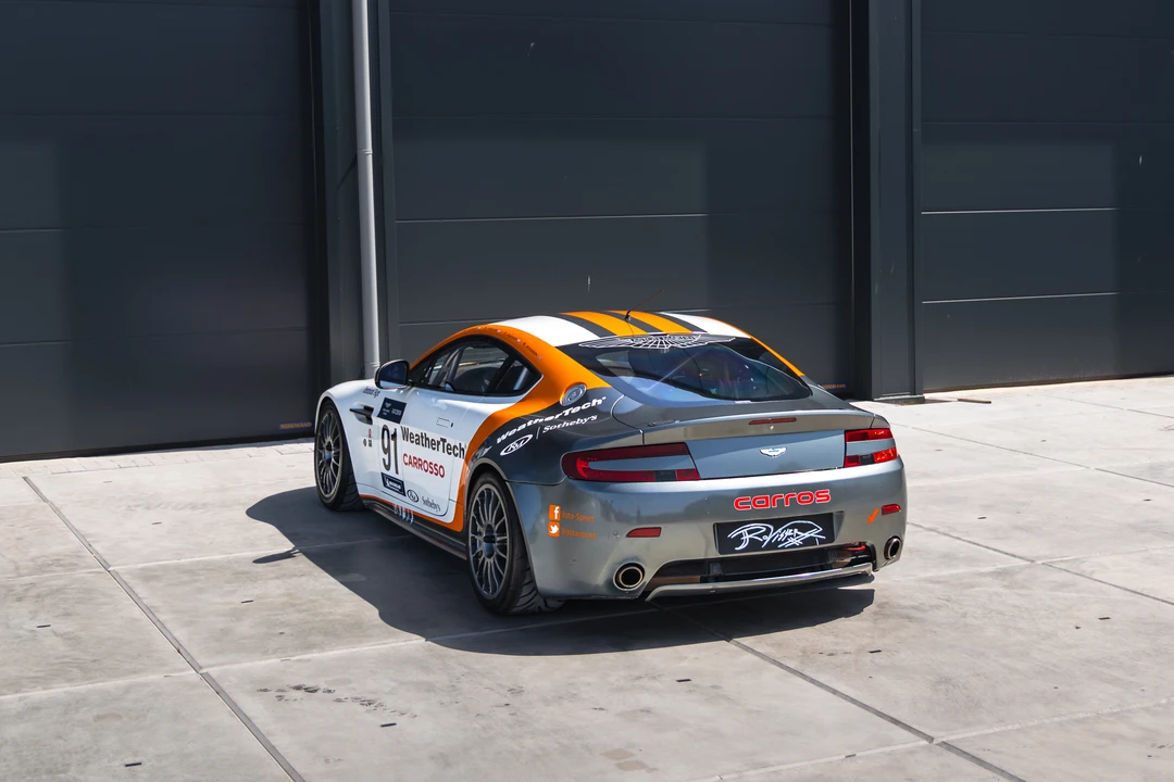 2010 Aston Martin V8 Vantage (2006-2017) - Image 21 of 31