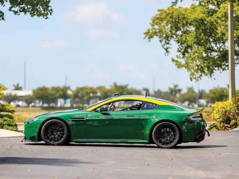 2010 Aston Martin V8 Vantage (2006-2017) - Image 6 of 31
