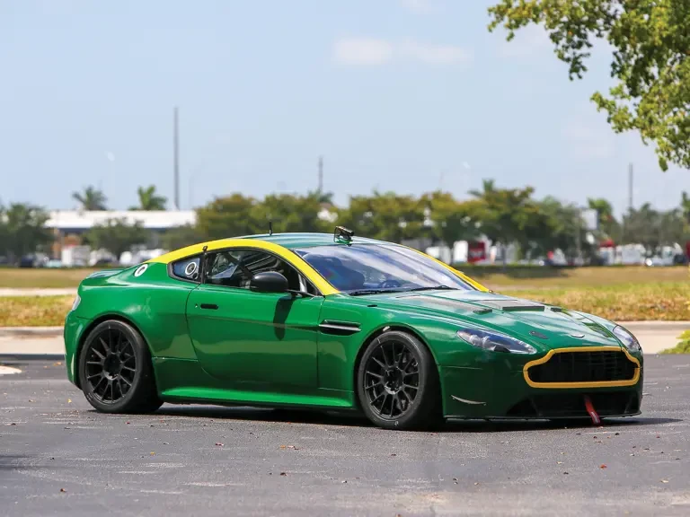2010 Aston Martin V8 Vantage (2006-2017) - Image 2 of 31