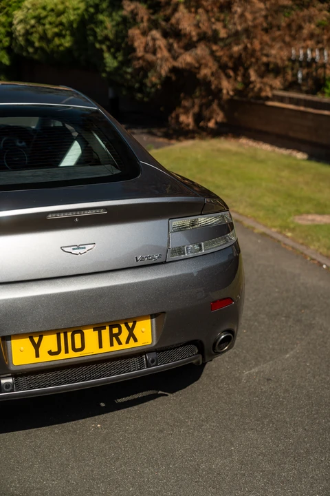 2010 Aston Martin V8 Vantage (2006-2017) - Image 31 of 31