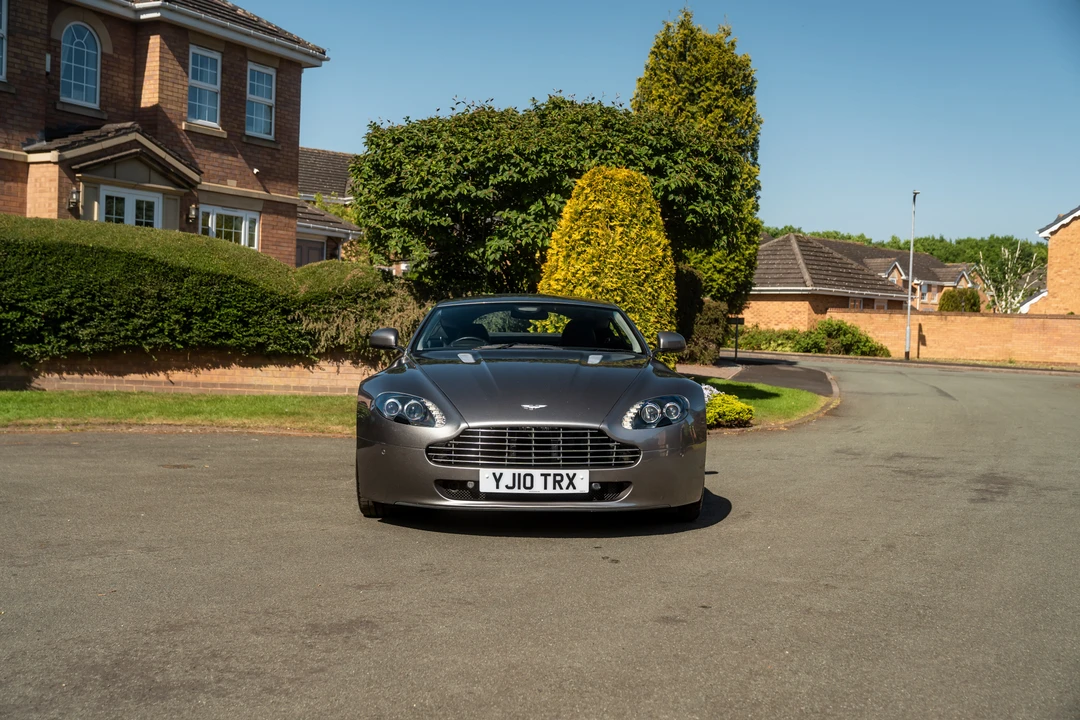 2010 Aston Martin V8 Vantage (2006-2017) - Image 18 of 31