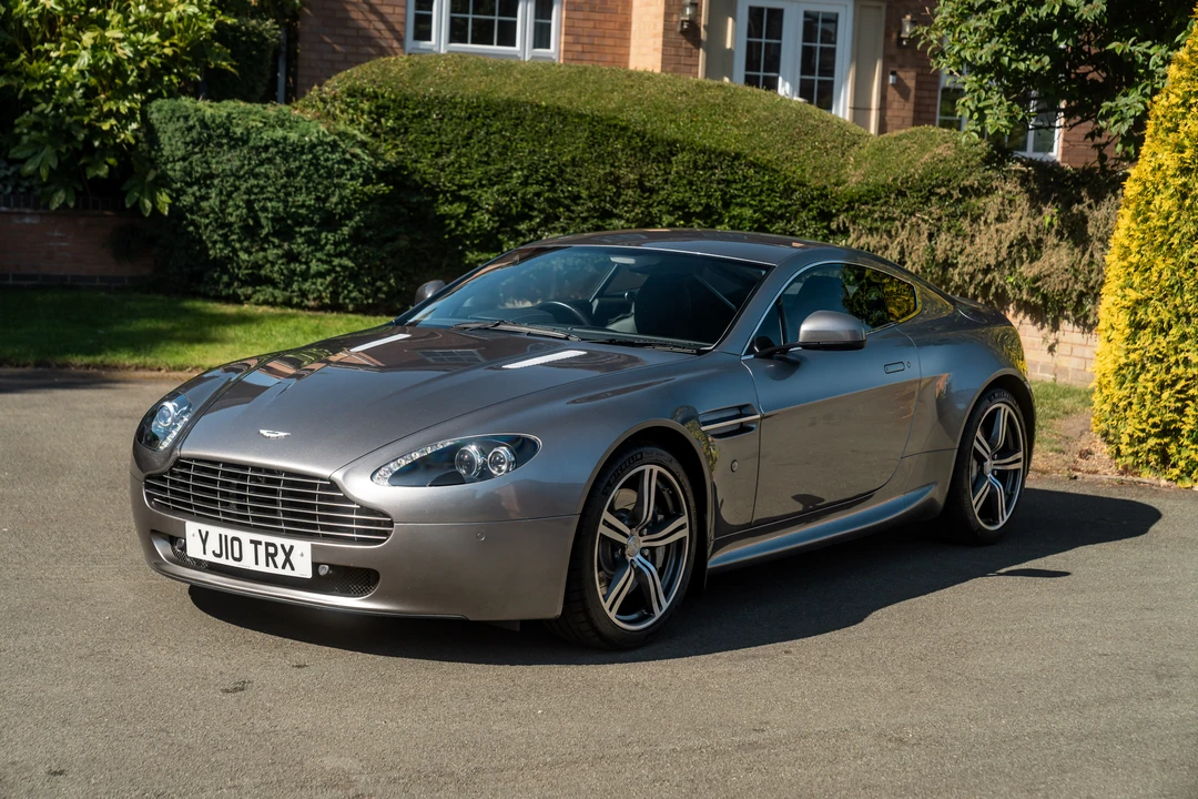 2010 Aston Martin V8 Vantage (2006-2017) - Image 19 of 31