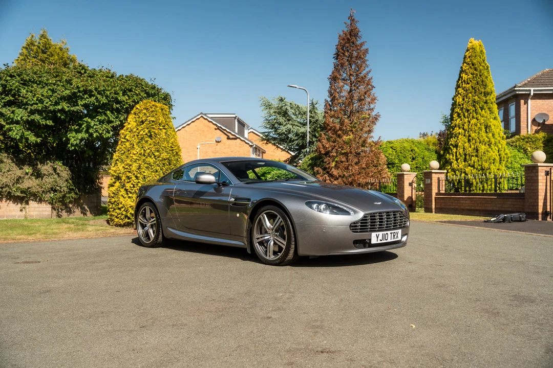 2010 Aston Martin V8 Vantage (2006-2017) - Image 17 of 31