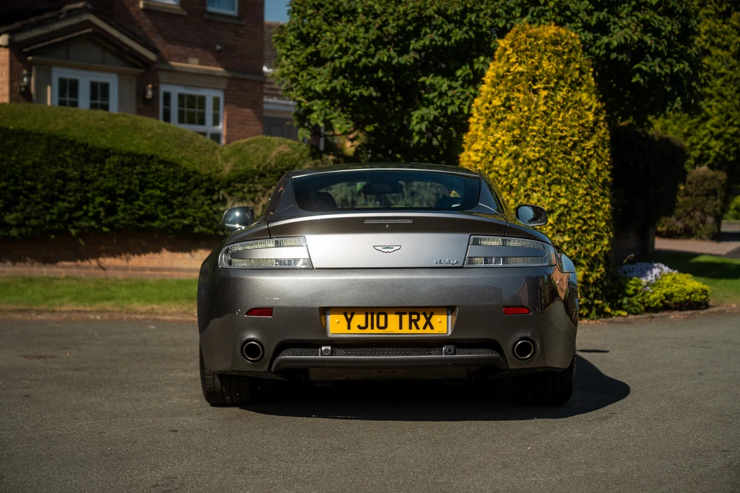 2010 Aston Martin V8 Vantage (2006-2017) - Image 6 of 31