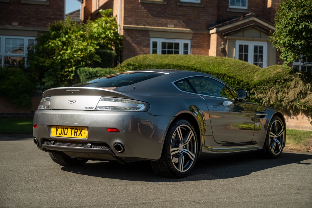2010 Aston Martin V8 Vantage (2006-2017) - Image 7 of 31