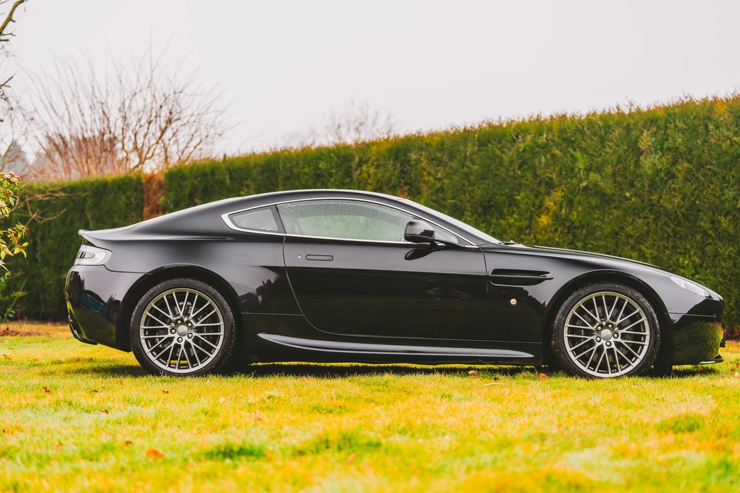2010 Aston Martin V8 Vantage (2006-2017) - Image 4 of 31