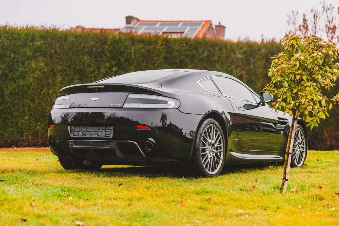 2010 Aston Martin V8 Vantage (2006-2017) - Image 5 of 31