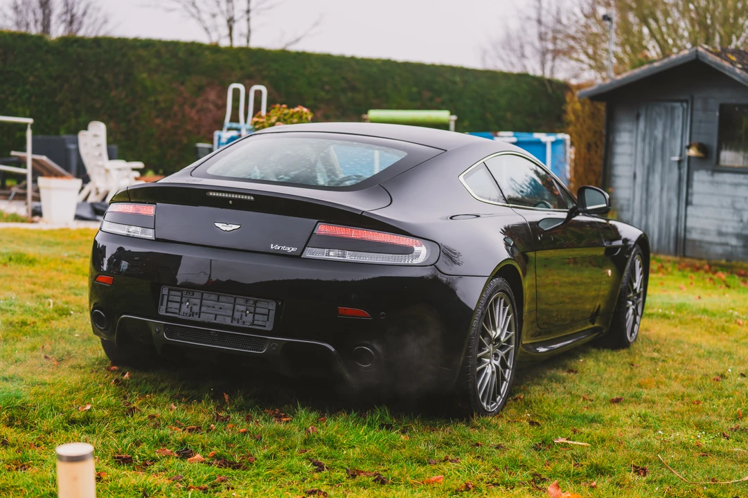 2010 Aston Martin V8 Vantage (2006-2017) - Image 13 of 31