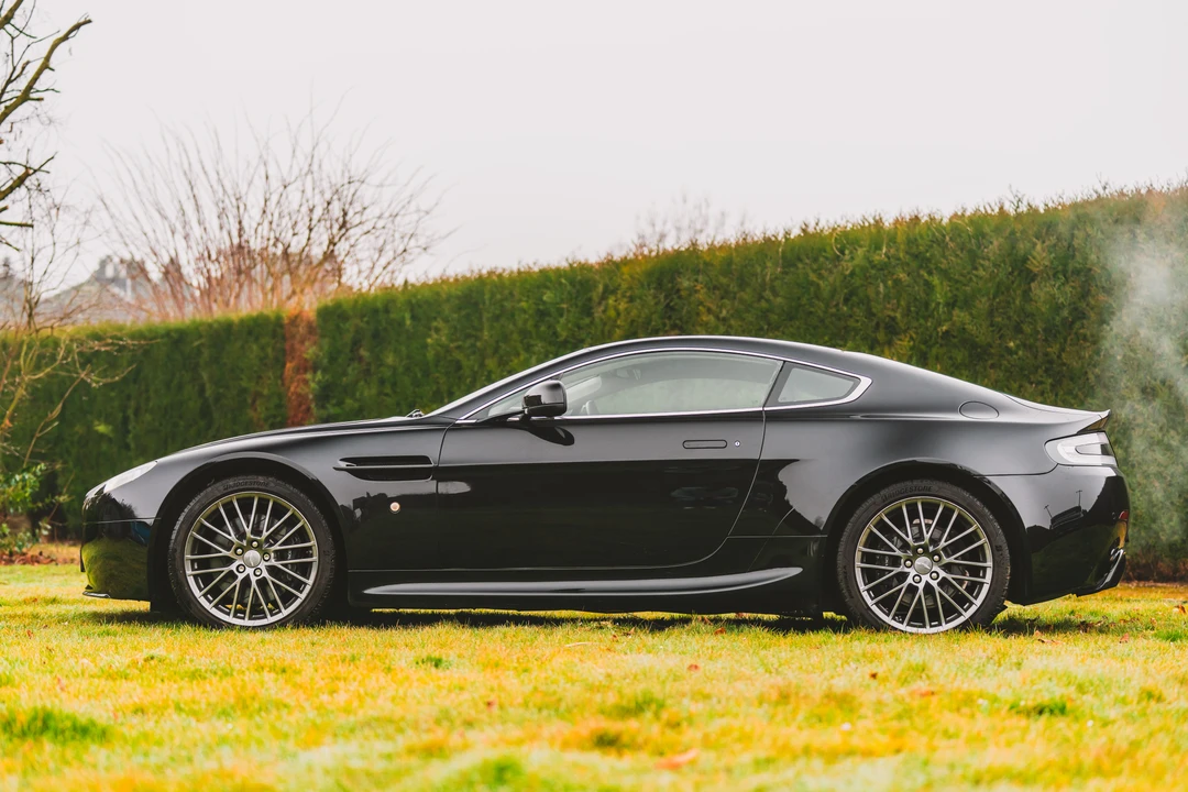 2010 Aston Martin V8 Vantage (2006-2017) - Image 16 of 31