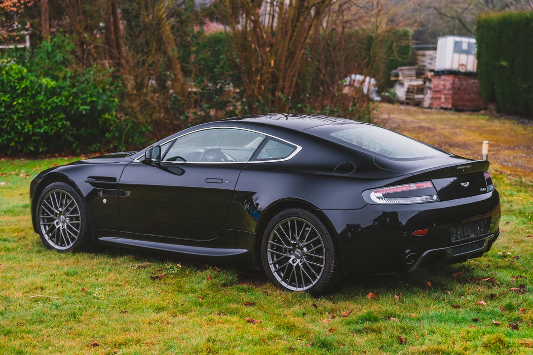 2010 Aston Martin V8 Vantage (2006-2017) - Image 7 of 31