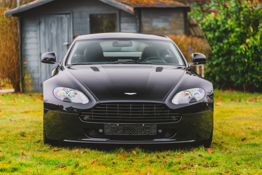 2010 Aston Martin V8 Vantage (2006-2017) - Image 2 of 31