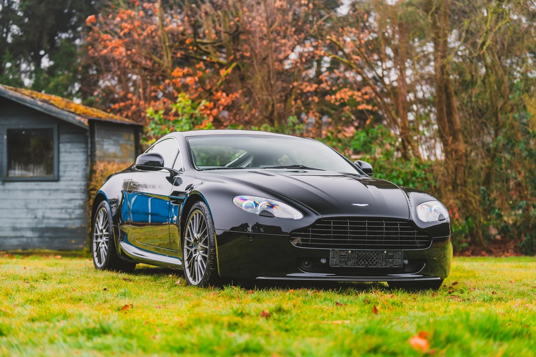 2010 Aston Martin V8 Vantage (2006-2017) - Image 3 of 31