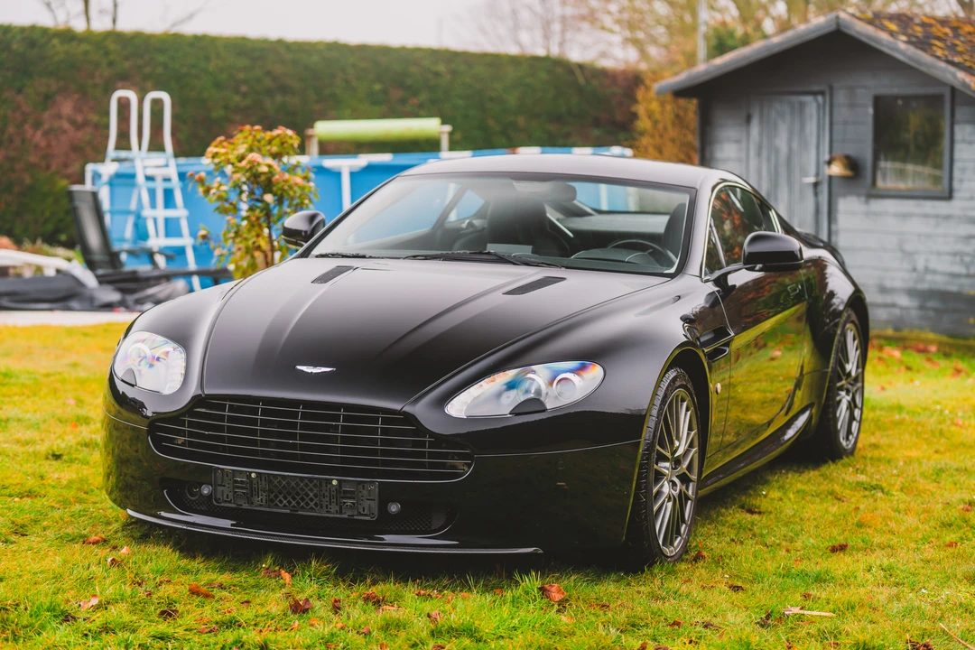 2010 Aston Martin V8 Vantage (2006-2017) - Image 9 of 31