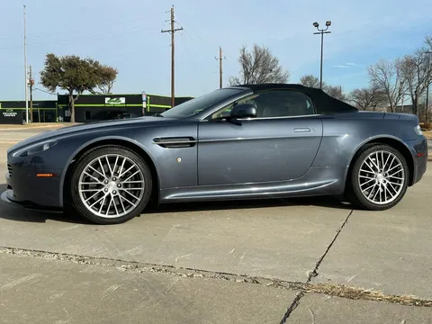 2010 Aston Martin V8 Vantage (2006-2017) - Image 4 of 20