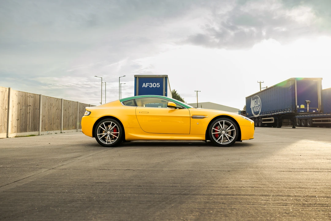 2009 Aston Martin V8 Vantage (2006-2017) - Image 4 of 31