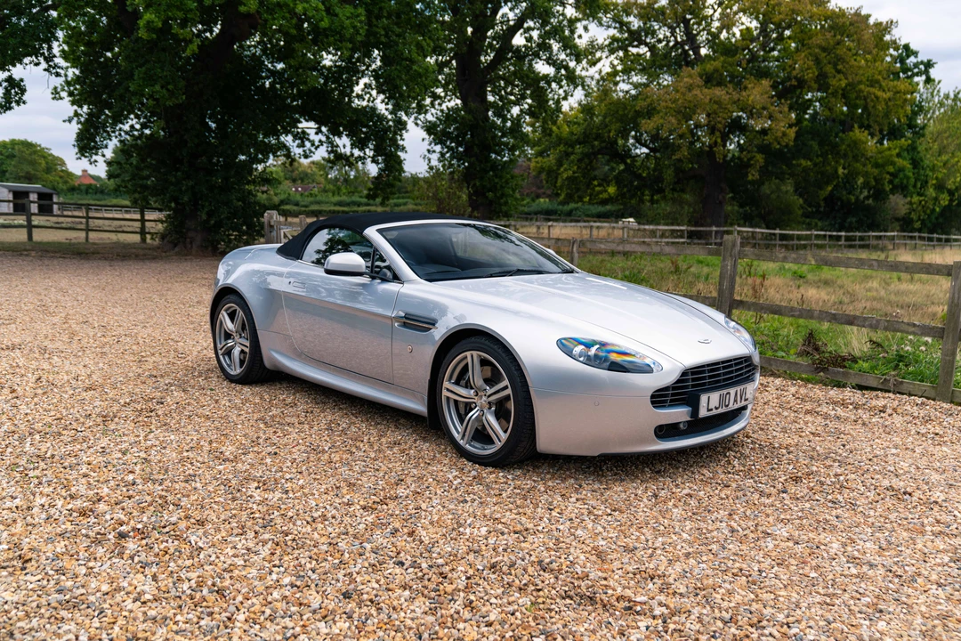 2010 Aston Martin V8 Vantage (2006-2017) - Image 26 of 31