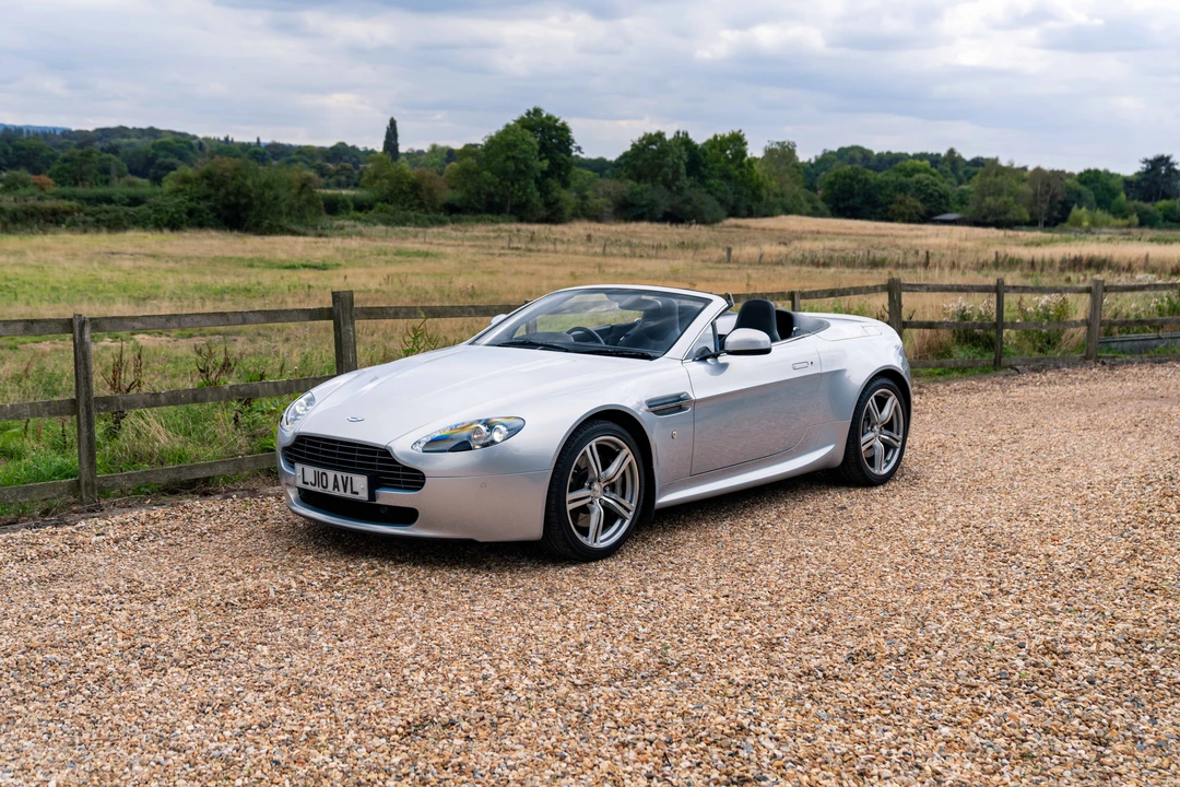2010 Aston Martin V8 Vantage (2006-2017) - Image 18 of 31
