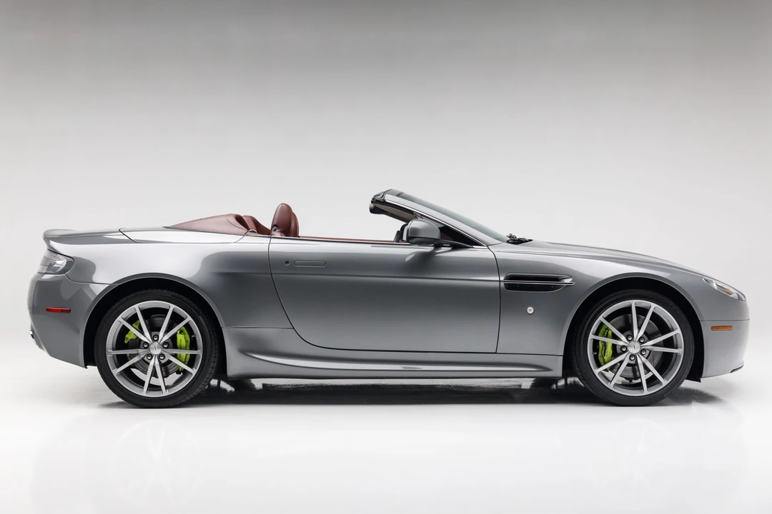 2010 Aston Martin V8 Vantage (2006-2017) - Image 7 of 31