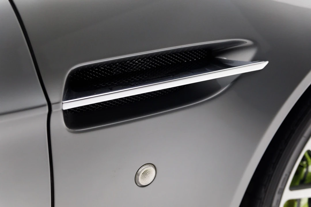 2010 Aston Martin V8 Vantage (2006-2017) - Image 30 of 31
