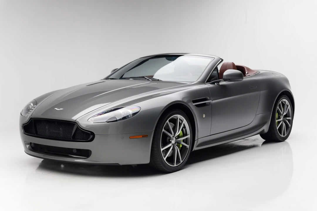 2010 Aston Martin V8 Vantage (2006-2017) - Image 2 of 31