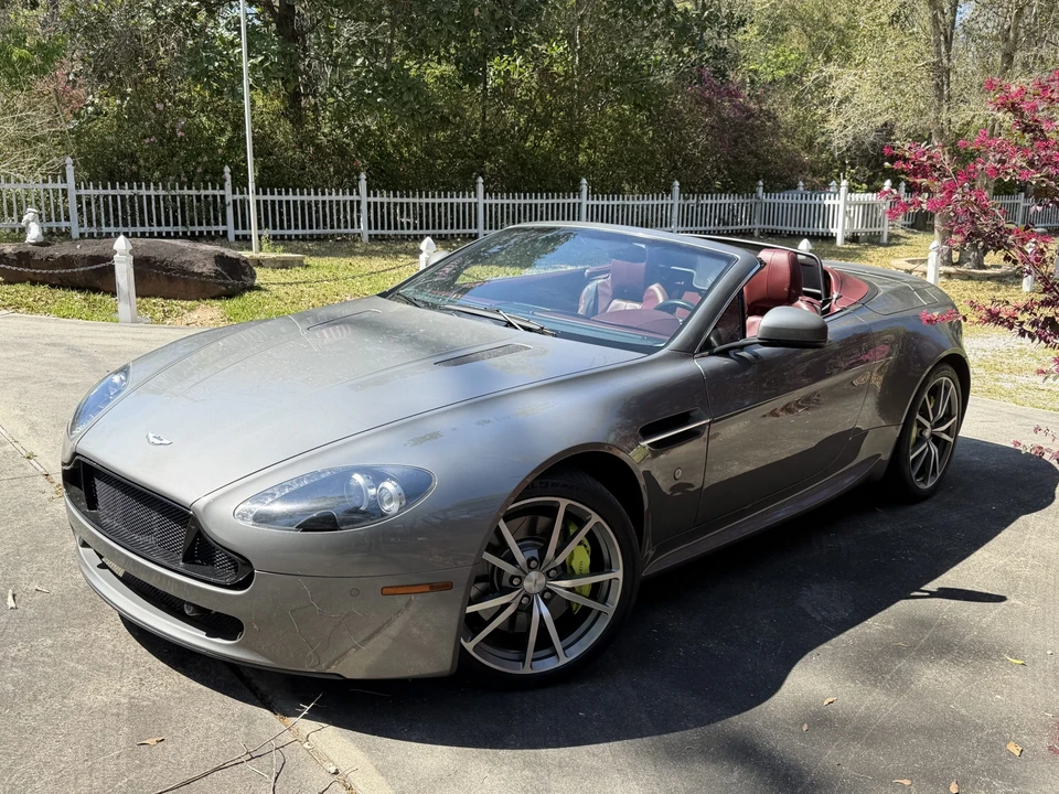 2010 Aston Martin V8 Vantage (2006-2017) - Image 4 of 31
