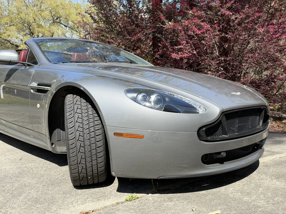 2010 Aston Martin V8 Vantage (2006-2017) - Image 16 of 31