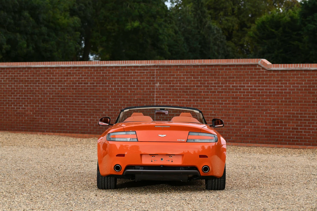 2010 Aston Martin V8 Vantage (2006-2017) - Image 16 of 31